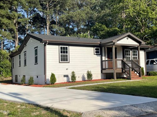 401 Commonwealth St, Durham, NC, 27703-4425 | Card Image