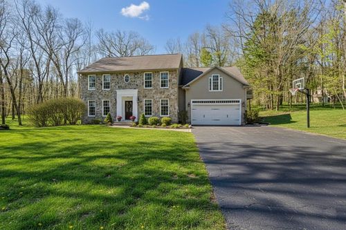 745 Glendale Rd, Wilbraham, MA, 01095-2328 | Card Image