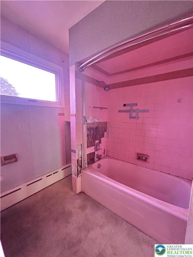 603 Shawnee St, Condo with 3 bedrooms, 2 bathrooms and null parking in Roseto PA | Image 14