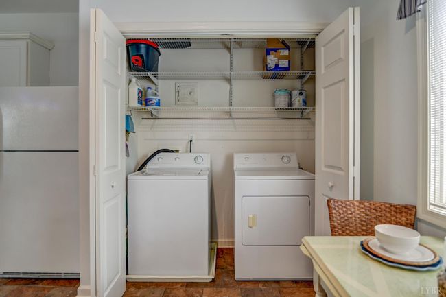 UNIT-5 - 1103 Mariners Way, Condo with 2 bedrooms, 2 bathrooms and null parking in Huddleston VA | Image 9