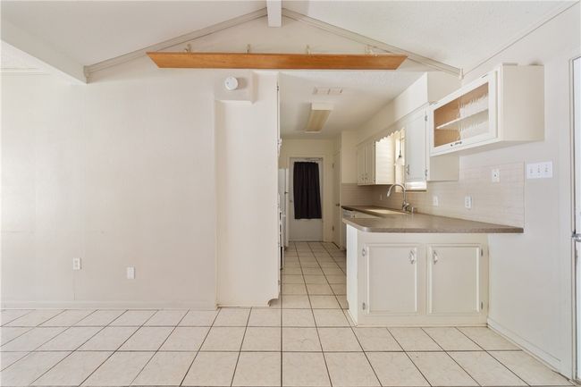 407 E 10 Th St, House other with 3 bedrooms, 2 bathrooms and null parking in Bishop TX | Image 7