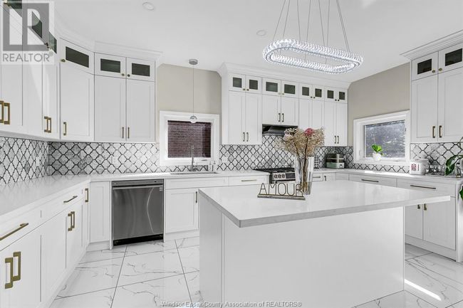 3741 Inglewood Ave, House other with 6 bedrooms, 5 bathrooms and null parking in Windsor ON | Image 19