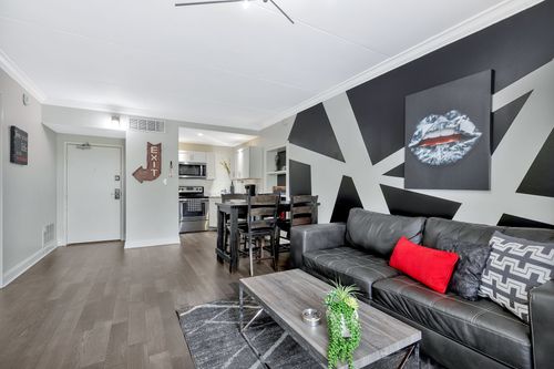 apt-203-11 Music Sq E, Nashville, TN, 37203-4353 | Card Image