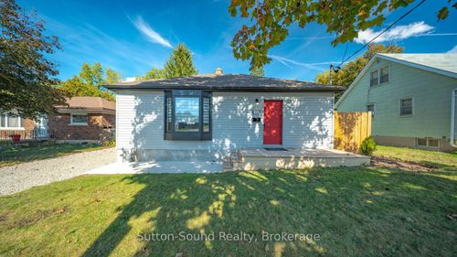 370 Grey St, Brantford, ON, N3S4X4 | Card Image