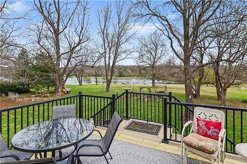 1510 S Lakestone Dr, Olathe, KS, 66061-5135 | Card Image