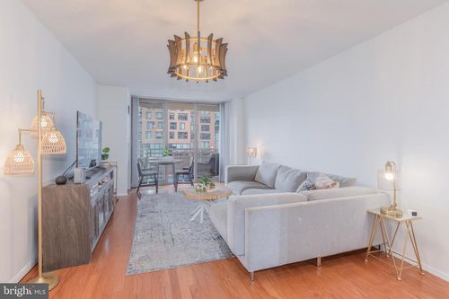 apt-411-4801 Fairmont Ave, BETHESDA, MD, 20814-6047 | Card Image