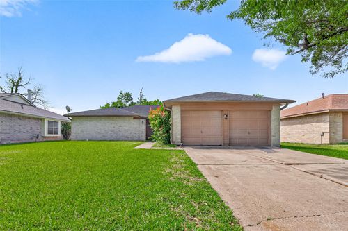 2310 Woodwind Dr, Richmond, TX, 77406-2352 | Card Image