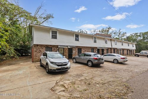 2475 Greenfield Ave, Jackson, MS, 39213-5925 | Card Image