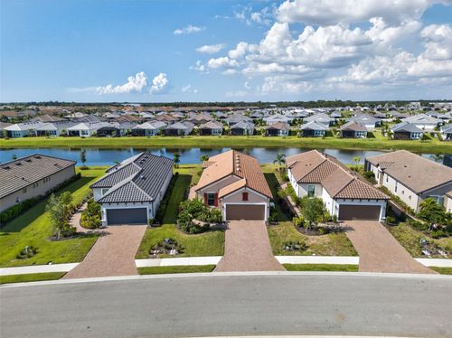 16221 Fortezza Dr, BRADENTON, FL, 34211-5823 | Card Image