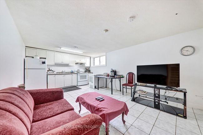 18 Demarco Blvd, House other with 4 bedrooms, 2 bathrooms and 4 parking in Toronto ON | Image 23