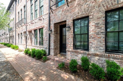 4094 Runyon Rd, Addison, TX, 75001-1578 | Card Image
