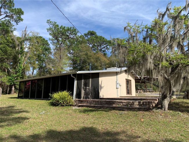 24645 Ne 177 Th Ter, House other with 2 bedrooms, 1 bathrooms and null parking in Fort Mc Coy FL | Image 9
