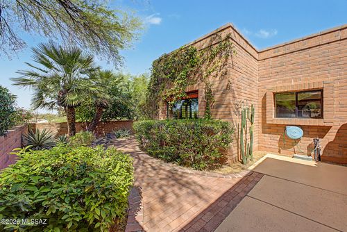 2025 W Ashbrook Drive, Tucson, AZ, 85704 | Card Image