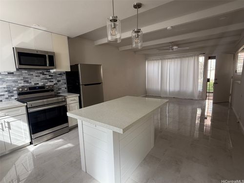 1447 Hunakai St, Honolulu, HI, 96816-5521 | Card Image