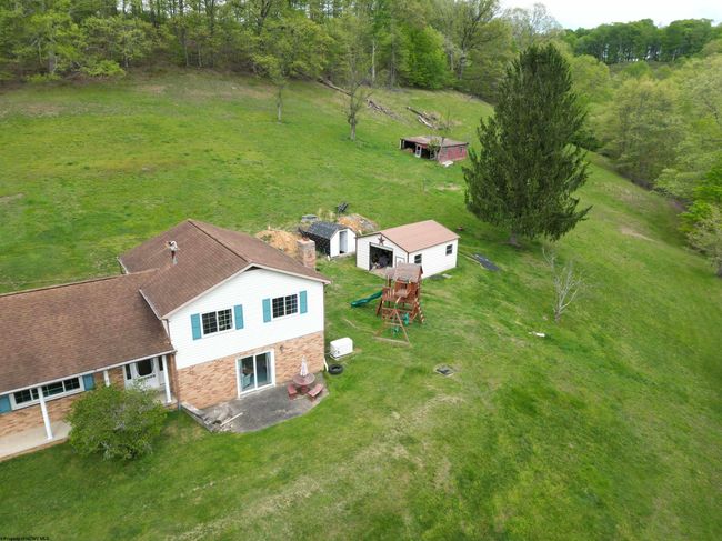 10401 Skin Creek Rd, House other with 4 bedrooms, 3 bathrooms and 3 parking in Horner WV | Image 8