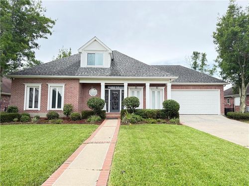 3721 Lake Kristin Dr, Gretna, LA, 70056-8340 | Card Image