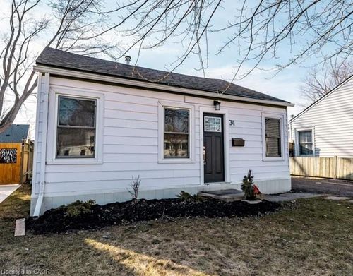 34 Nelles Rd, Welland, ON, L3B2P2 | Card Image