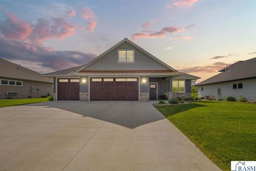 104 Dancing Waters Cir, Mankato, MN, 56001-8780 | Card Image