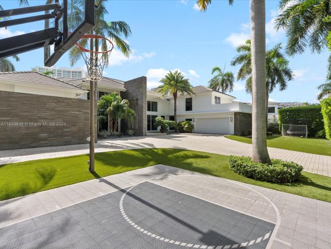 224 S Island, House other with 4 bedrooms, 6 bathrooms and null parking in Golden Beach FL | Image 8