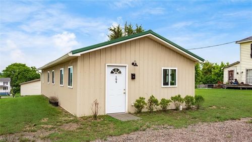 194 Walnut St, Roseville, OH, 43777-1164 | Card Image