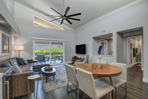 320-255 S Avenida Caballeros, Palm Springs, CA, 92262 | Card Image