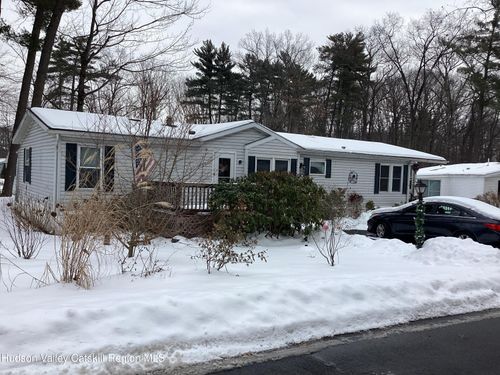 45-600 E Chester St, Kingston, NY, 12401-1745 | Card Image