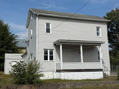345 Ebensburg Rd, Johnstown, PA, 15901-1212 | Card Image