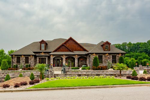 563 Pond Apple Rd, Clarksville, TN, 37043-2211 | Card Image