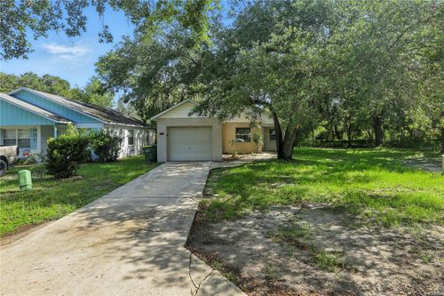 2708 Lorraine Dr, LEESBURG, FL, 34748-4648 | Card Image