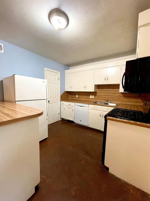 apt-1-1108 W 22nd St, Austin, TX, 78705-5372 | Card Image