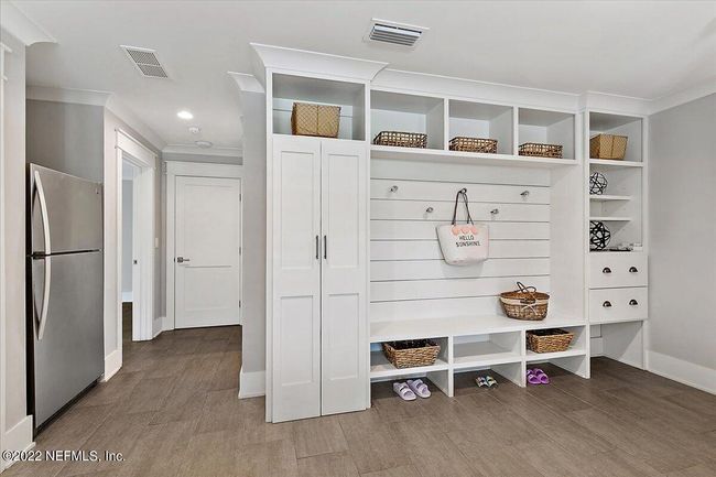This area has 3-4 large storage areas! There is no shortage of storage! | Image 59