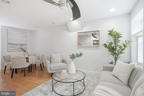 2111 Manton St, PHILADELPHIA, PA, 19146-4312 | Card Image