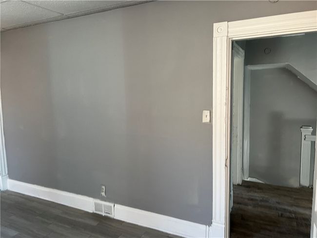 610 Middle Ave, Townhouse with 5 bedrooms, 1 bathrooms and 4 parking in Wilmerding PA | Image 20