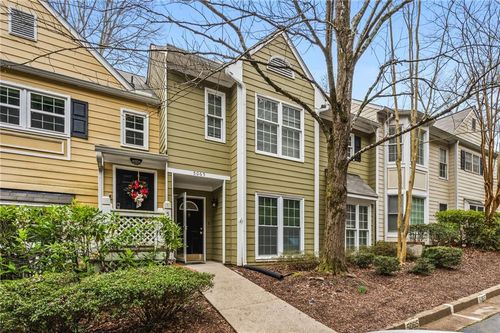 5065 Avalon Dr, Alpharetta, GA, 30005-4453 | Card Image