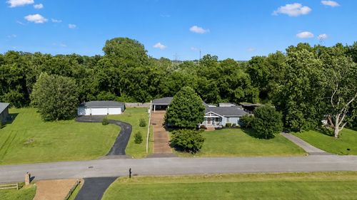 407 Venus Pl, Murfreesboro, TN, 37130-4646 | Card Image