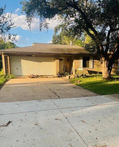 2230 Fall Meadow Dr, Missouri City, TX, 77459-3338 | Card Image