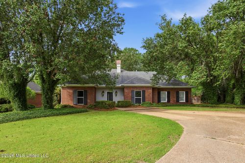 103 Hawthorne Rdg, Ridgeland, MS, 39157-9766 | Card Image