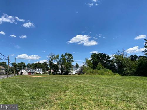 5 Crosswicks Chesterfield Rd, Chesterfield, NJ, 08515-9601 | Card Image