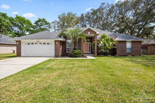 7951 Amethyst Dr, Pensacola, FL, 32506-8380 | Card Image