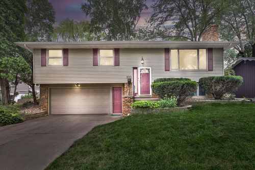 523 26th St Nw, Rochester, MN, 55901-2375 | Card Image