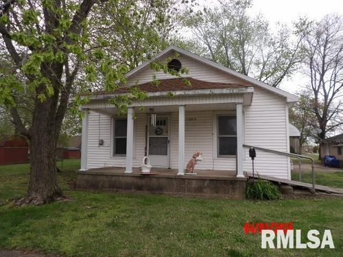 1509 E 4th St, West Frankfort, IL, 62896-1512 | Card Image