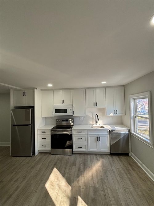 2-163 Oakdale Ave, Dedham, MA, 02026-3423 | Card Image