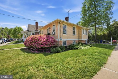 524 N Kenmore St, ARLINGTON, VA, 22201-1728 | Card Image