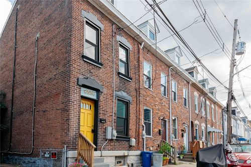 5224 Carnegie St, Pittsburgh, PA, 15201-2511 | Card Image