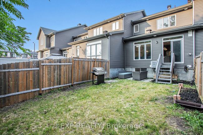207 Vision St, House attached with 3 bedrooms, 3 bathrooms and 2 parking in Manotick ON | Image 22