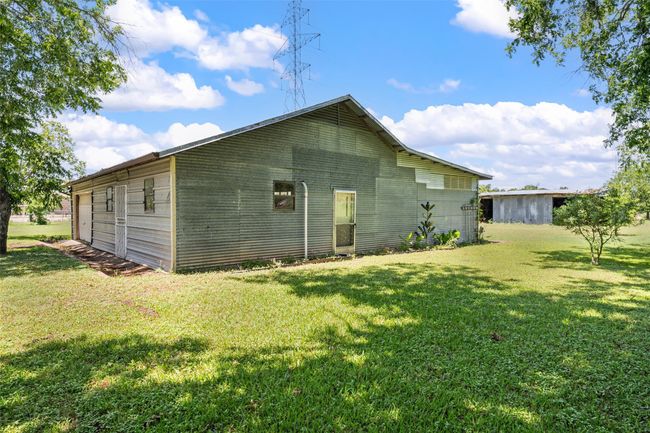 386 W Main St, House other with 3 bedrooms, 2 bathrooms and null parking in Elm Mott TX | Image 20