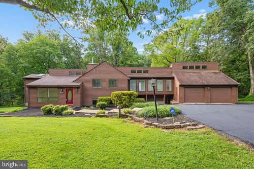 8328 Gue Rd, DAMASCUS, MD, 20872-1066 | Card Image
