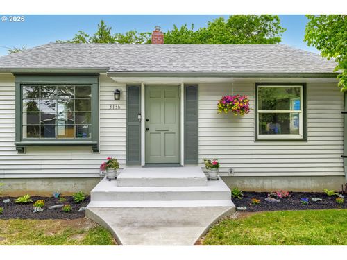 3136 Ne 83rd Ave, Portland, OR, 97220 | Card Image