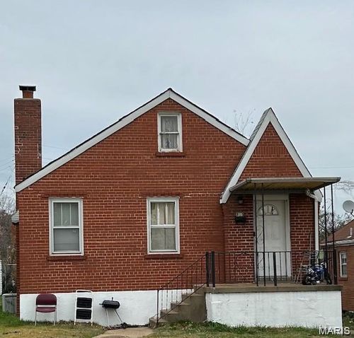 815 Portland Ter, Saint Louis, MO, 63147-2110 | Card Image