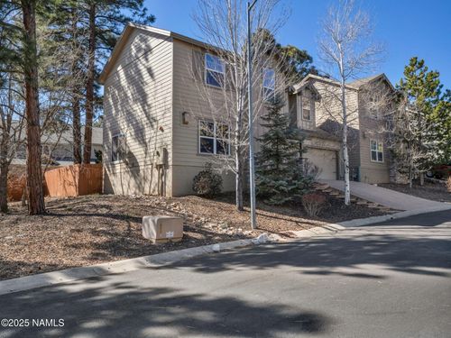 4033 Pipit Pl, Flagstaff, AZ, 86004-4071 | Card Image